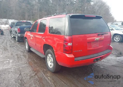 2011 Chevrolet Tahoe Ls z USA, uszkodzony, nr VIN 1GNSKAE01BR128349